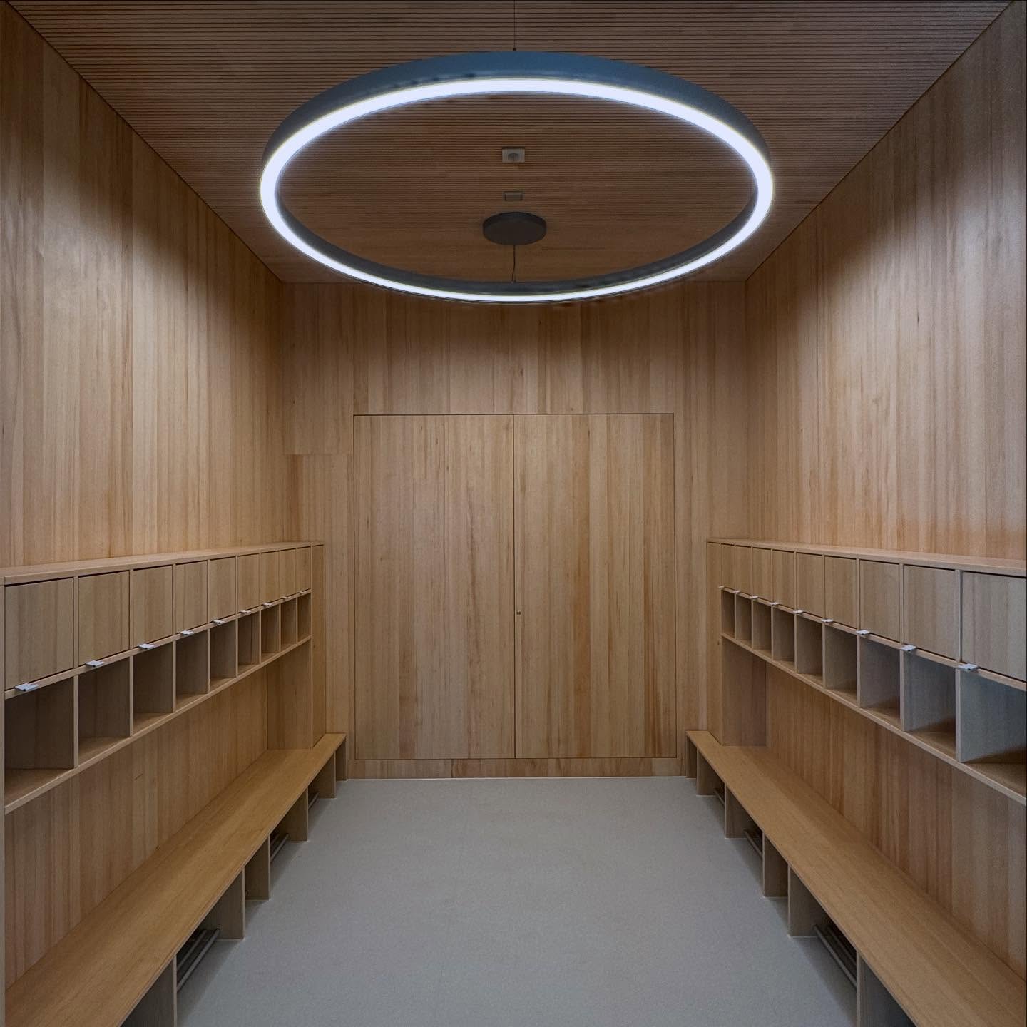 Garderobe Kita Raupe